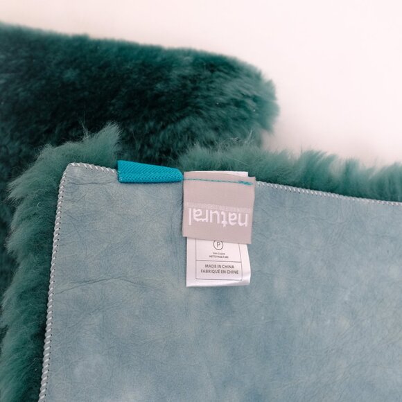 Natural Medical Classic Sheepskin Elbow Protectors | 2-Piece | Emerald | 10"x6" - Picture 4 of 4